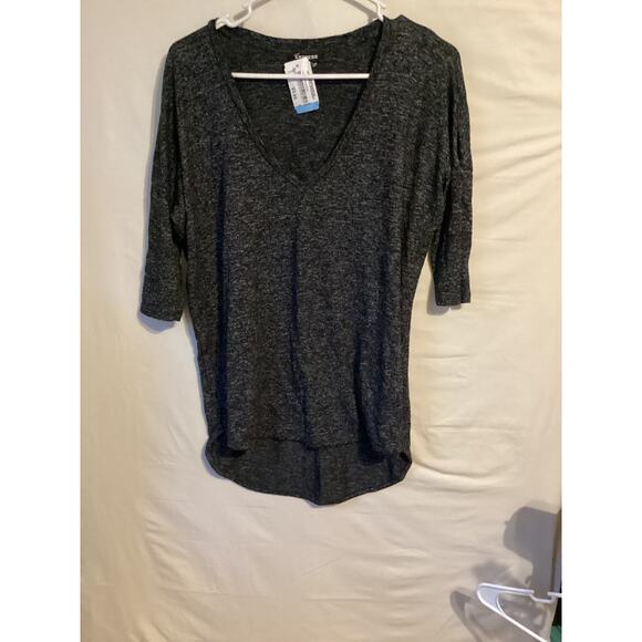 2589 Express Knit Tunic Top HiLow Hemline VNeck Fitted Sleeve Black Small Petite - Picture 1 of 4